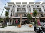 Chuyển công tác cần bán căn shophouse đối diện chung cư giá rẻ nhất thành phố Từ Sơn