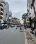 Mặt phố Nguyễn Lương Bằng, Đống Đa, kinh doanh sầm uất, vìa hè rộng, ô tô dừng đỗ, chỉ 6.9T