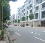 Bán nhà phố Thượng Thanh 47m, mt 7m, Ô tô đỗ cổng, Cách shophouse HIM LAM 30m, 2.5 tỷ
