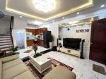 Hiếm Có Khó Tìm\r\nBán nhà Cầu Giấy   - ngõ xe ba gác đua - 4 tầng mới tinh giá chưa tới 4 Tỷ..