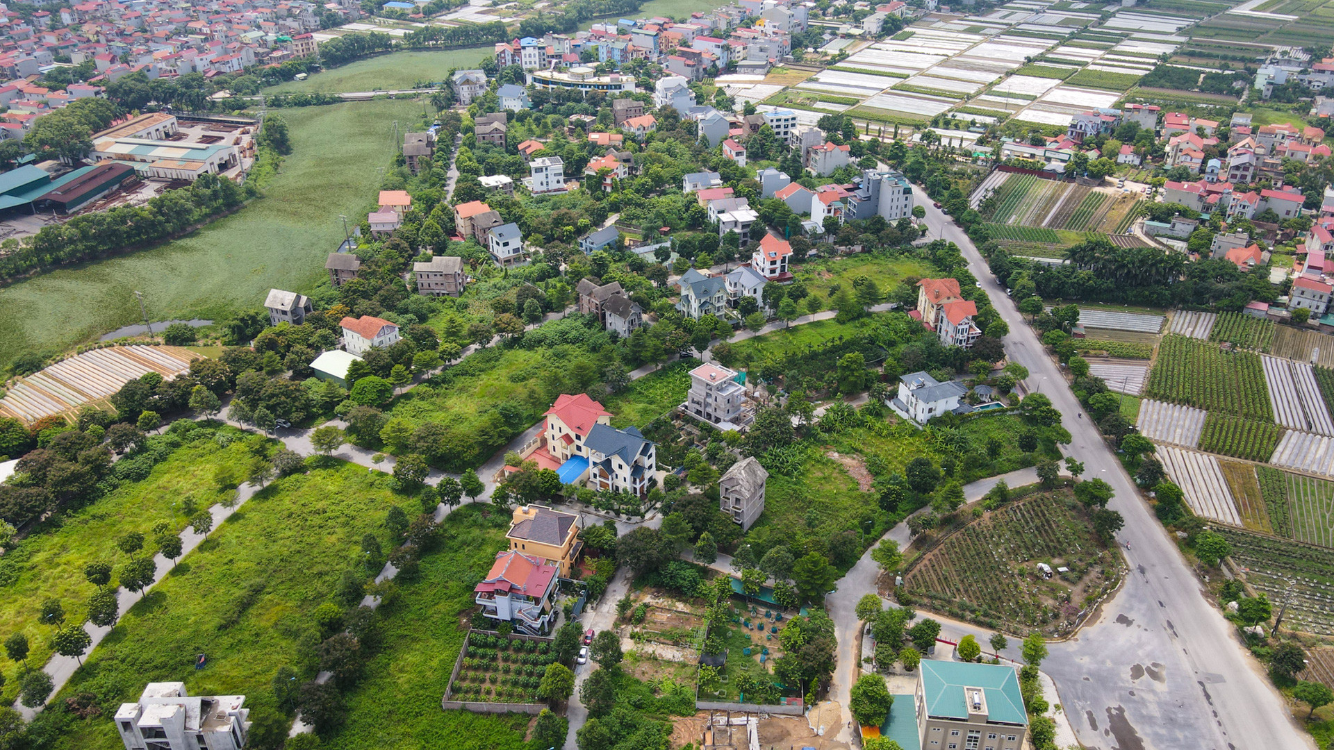 Được giao đất trái thẩm quyền trước 1/7/2014, xây nhà sau đó có bị xử phạt?